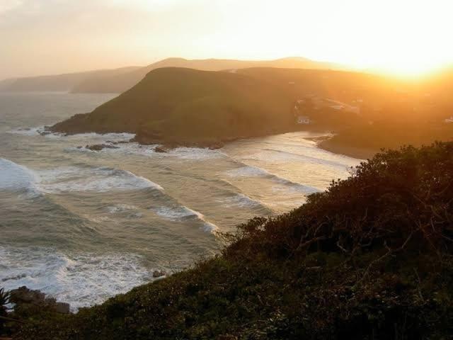 Wildview Self Catering Cottages Coffee Bay, Breakfast & Wi-Fi Inc Экстерьер фото